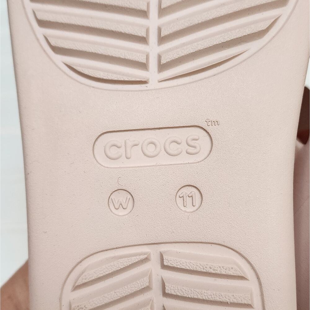 NWT Crocs Getaway Strappy Sandals/Slides - Picture 7 of 9